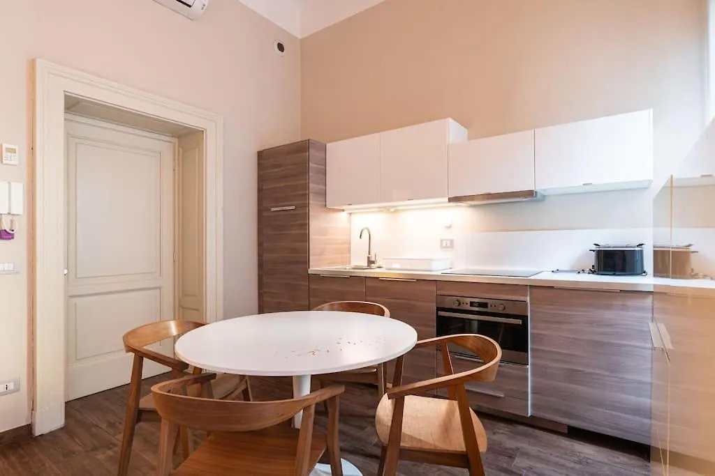 Appartement Crocetta Traviata Bilocale I Piano - Mirable Pm à Milan